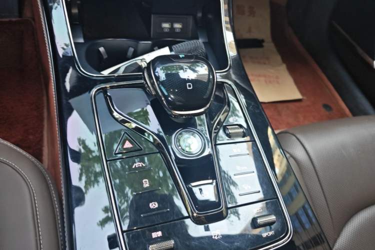 Used BYD Han 2020 EV Long-Range Luxury Model Gear Lever