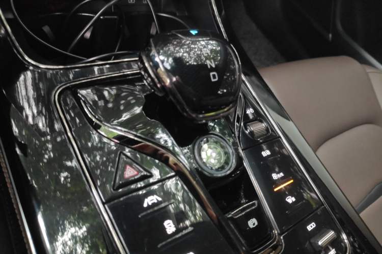 Used BYD Han 2020 EV Long-Range Luxury Model Gear Lever