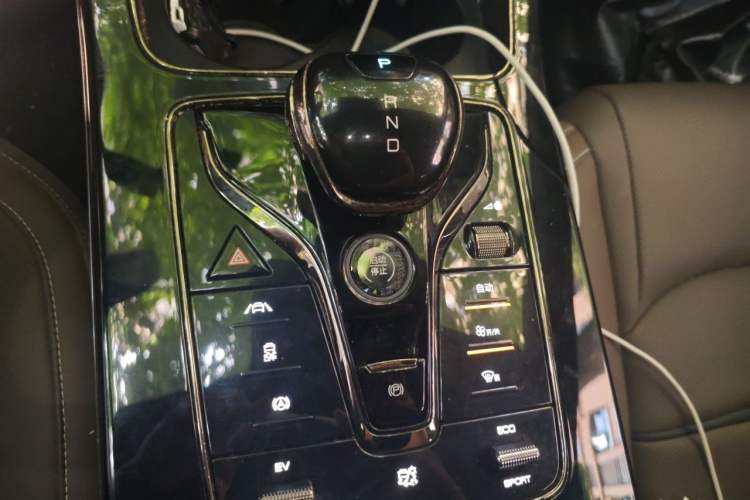 Used BYD Han 2020 DM Four-Wheel Drive Performance Edition Luxury Model Gear Lever