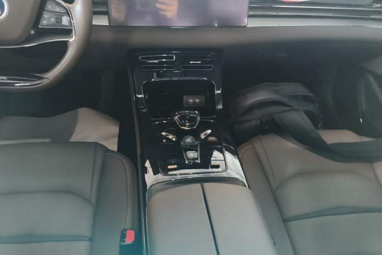 Used BYD Han 2020 DM Four-Wheel Drive Performance Edition Luxury Model Gear Lever