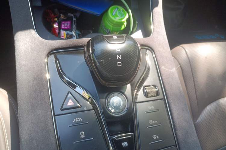 Used BYD Han 2020 DM Four-Wheel Drive Performance Edition Luxury Model Gear Lever
