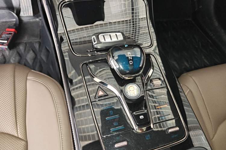 Used BYD Han 2020 DM Four-Wheel Drive Performance Edition Luxury Model Gear Lever