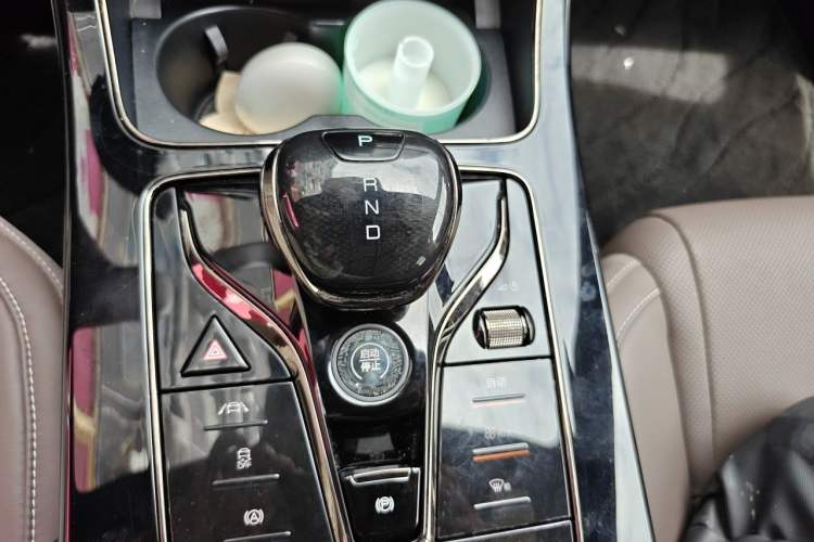 Used BYD Han 2020 DM Four-Wheel Drive Performance Edition Luxury Model Gear Lever
