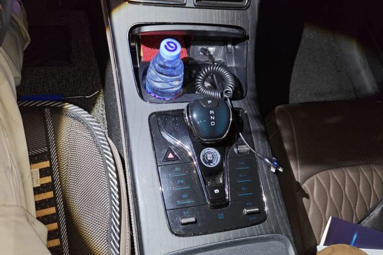 Used BYD Han 2020 EV Long-Range Deluxe Model Gear Lever