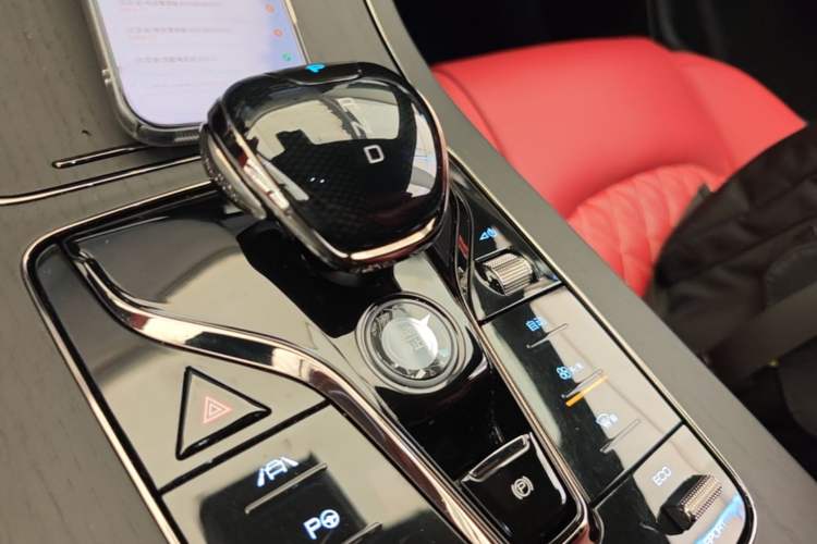 Used BYD Han 2020 EV Four-Wheel Drive High-Performance Flagship Model Gear Lever