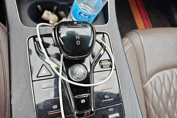 Used BYD Han 2020 DM Four-Wheel Drive Performance Edition Prestige Model Gear Lever