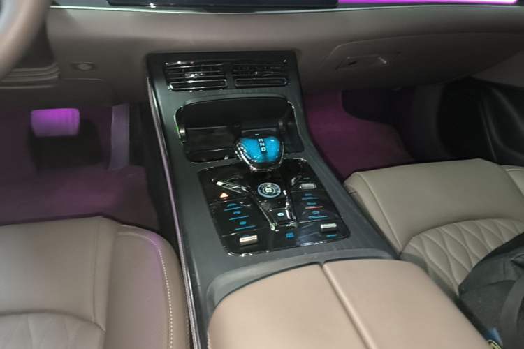 Used BYD Han 2020 EV Four-Wheel Drive High-Performance Flagship Model Gear Lever