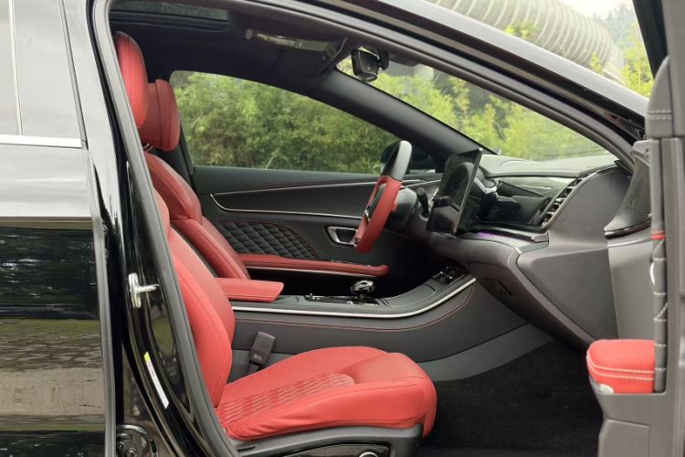 Used BYD Han 2020 EV Four-Wheel Drive High-Performance Flagship Model Interior 2
