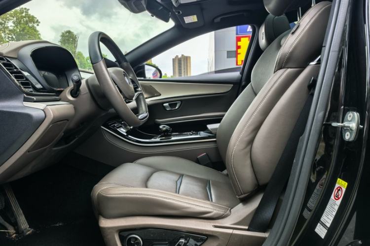Used BYD Han 2020 DM Four-Wheel Drive Performance Edition Luxury Model Interior 4