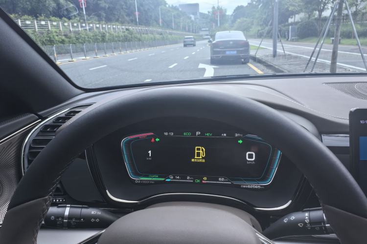 Used BYD Han 2020 DM Four-Wheel Drive Performance Edition Luxury Model Interior 5