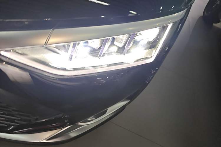 Used BYD Han 2020 DM Four-Wheel Drive Performance Edition Luxury Model Left Front Headlight