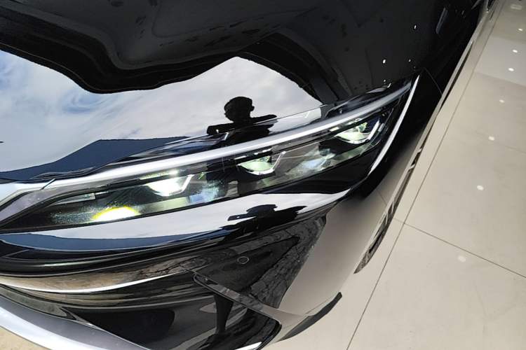 Used BYD Han 2020 EV Long-Range Deluxe Model Left Front Headlight