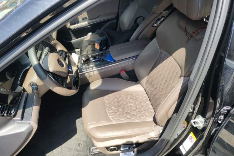 Used BYD Han 2020 DM Four-Wheel Drive Performance Edition Prestige Model Left Front Seat