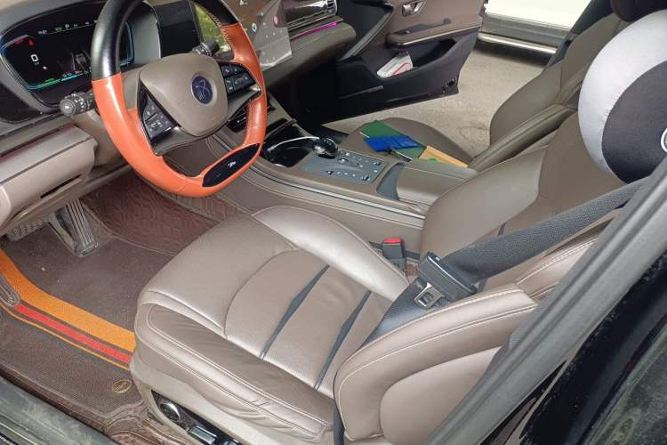 Used BYD Han 2020 DM Four-Wheel Drive Performance Edition Luxury Model Left Front Seat