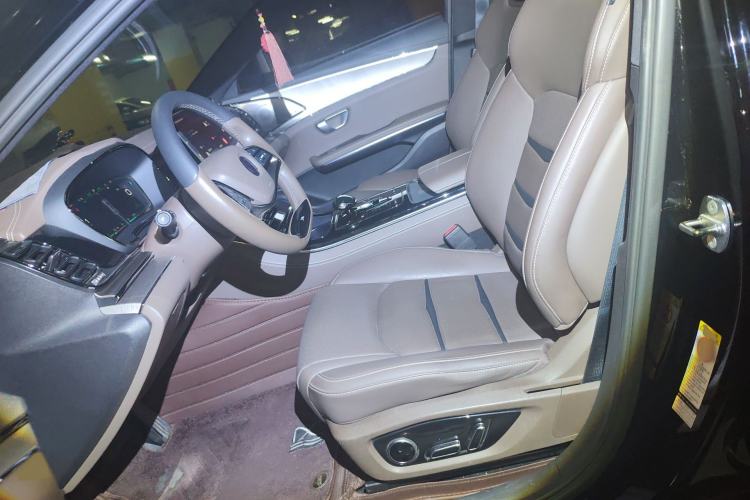 Used BYD Han 2020 DM Four-Wheel Drive Performance Edition Luxury Model Left Front Seat