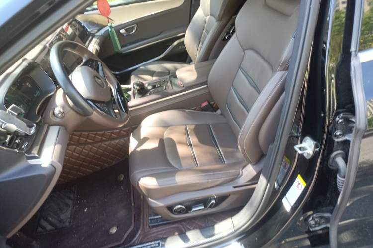 Used BYD Han 2020 DM Four-Wheel Drive Performance Edition Luxury Model Left Front Seat