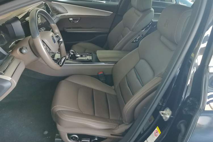 Used BYD Han 2020 DM Four-Wheel Drive Performance Edition Luxury Model Left Front Seat