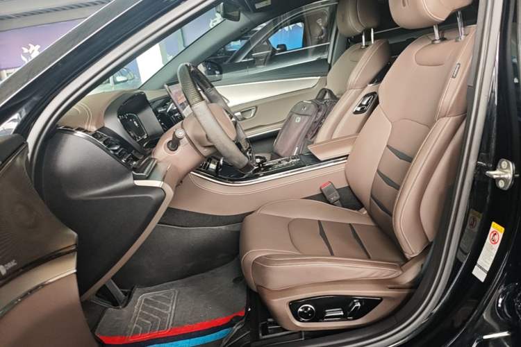 Used BYD Han 2020 DM Four-Wheel Drive Performance Edition Luxury Model Left Front Seat
