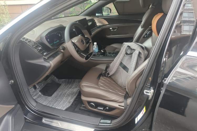 Used BYD Han 2020 EV Long-Range Deluxe Model Left Front Seat