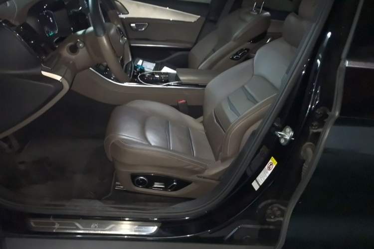 Used BYD Han 2020 DM Four-Wheel Drive Performance Edition Luxury Model Left Front Seat
