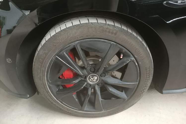 Used BYD Han 2020 EV Four-Wheel Drive High-Performance Flagship Model Left Front Wheel Hub