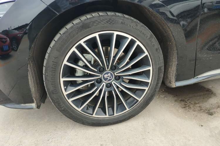 Used BYD Han 2020 EV Long-Range Luxury Model Left Front Wheel Hub