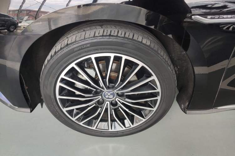 Used BYD Han 2020 DM Four-Wheel Drive Performance Edition Luxury Model Left Front Wheel Hub