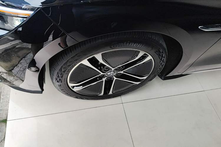 Used BYD Han 2020 EV Long-Range Deluxe Model Left Front Wheel Hub