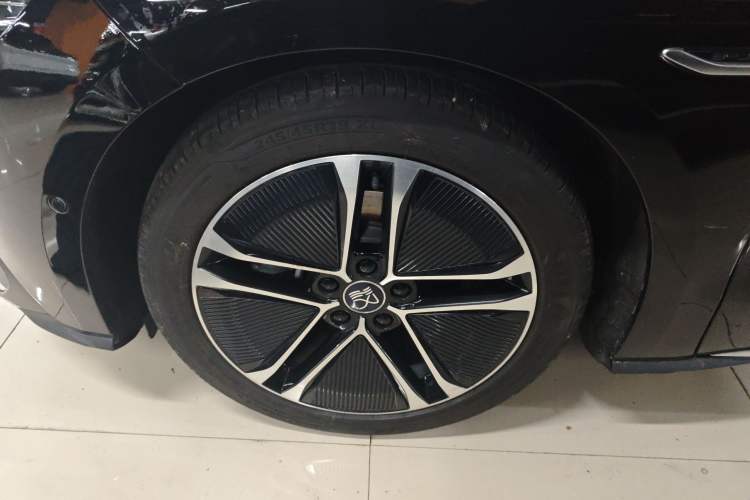 Used BYD Han 2020 EV Long-Range Deluxe Model Left Front Wheel Hub