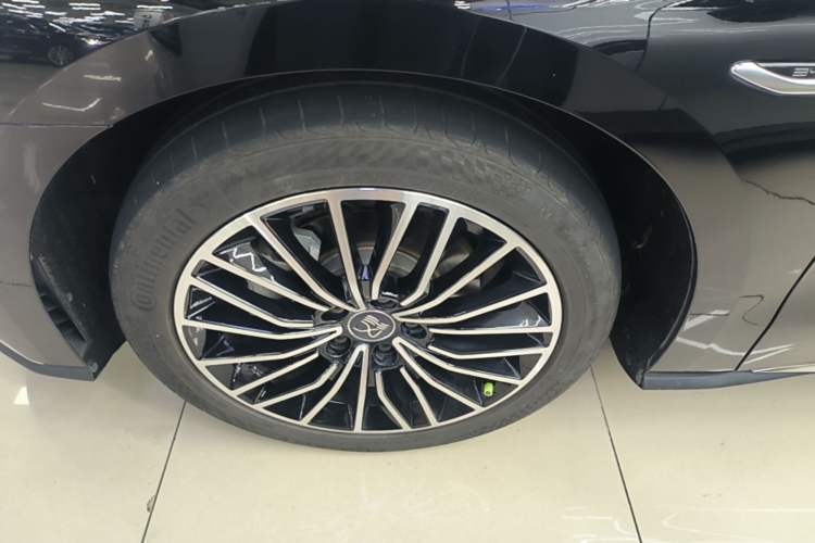 Used BYD Han 2020 DM Four-Wheel Drive Performance Edition Luxury Model Left Front Wheel Hub