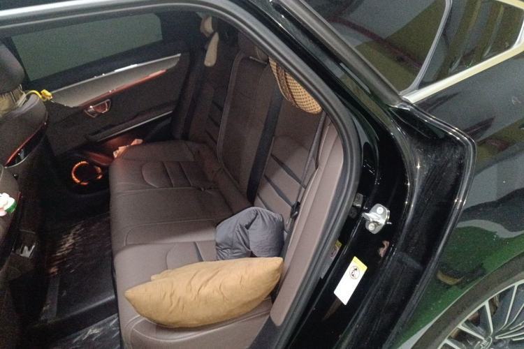 Used BYD Han 2020 DM Four-Wheel Drive Performance Edition Luxury Model Left Rear Seat