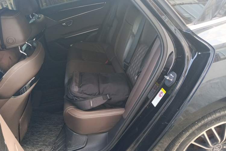 Used BYD Han 2020 DM Four-Wheel Drive Performance Edition Prestige Model Left Rear Seat