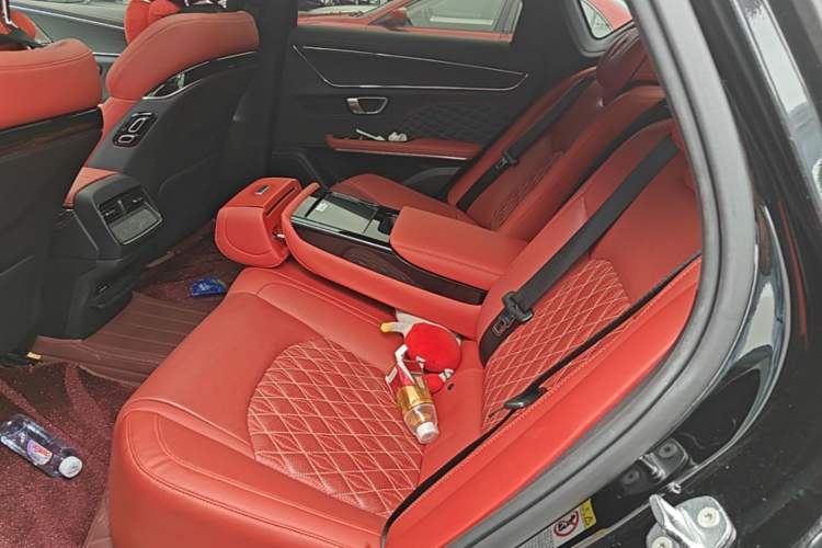Used BYD Han 2020 EV Four-Wheel Drive High-Performance Flagship Model Left Rear Seat