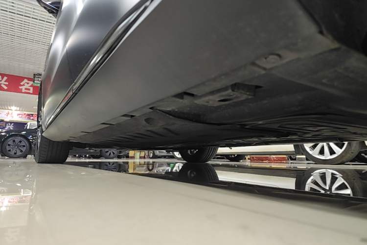 Used BYD Han 2020 DM Four-Wheel Drive Performance Edition Prestige Model Left Side Sill