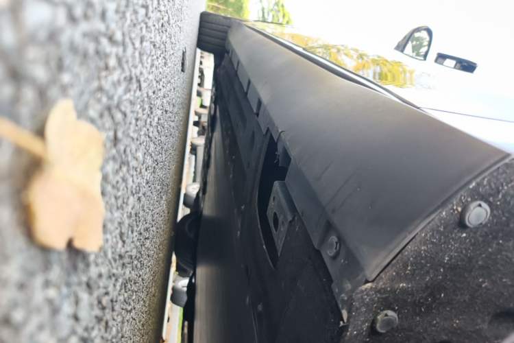 Used BYD Han 2020 EV Long-Range Deluxe Model Left Side Sill