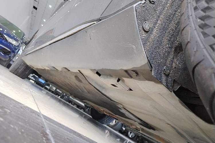 Used BYD Han 2020 DM Four-Wheel Drive Performance Edition Prestige Model Left Side Sill