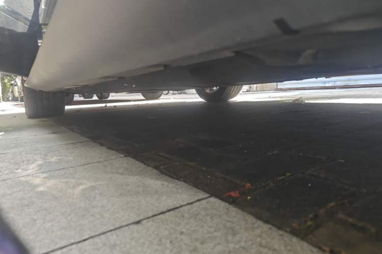Used BYD Han 2020 DM Four-Wheel Drive Performance Edition Prestige Model Left Side Sill