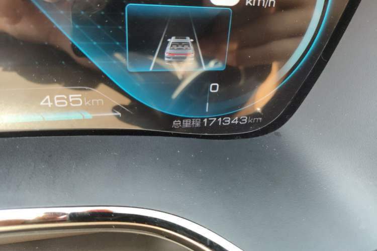 Used BYD Han 2020 DM Four-Wheel Drive Performance Edition Prestige Model Odometer Close Up