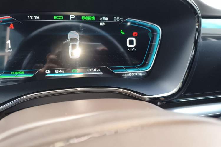 Used BYD Han 2020 EV Four-Wheel Drive High-Performance Flagship Model Odometer Close Up