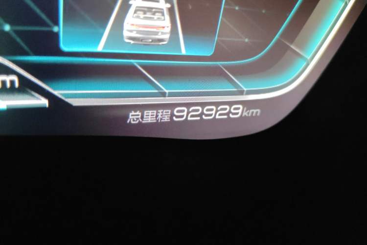 Used BYD Han 2020 DM Four-Wheel Drive Performance Edition Prestige Model Odometer Close Up