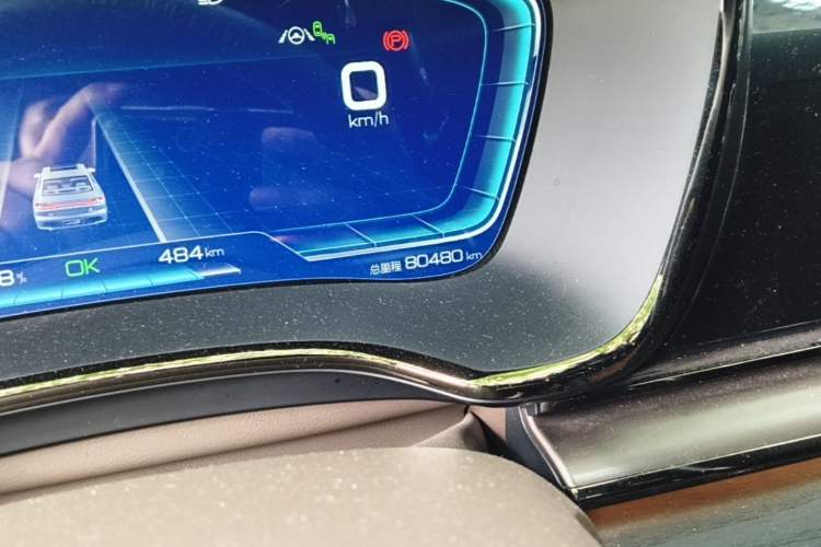 Used BYD Han 2020 EV Four-Wheel Drive High-Performance Flagship Model Odometer Close Up