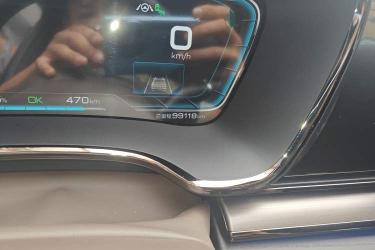 Used BYD Han 2020 EV Four-Wheel Drive High-Performance Flagship Model Odometer Close Up