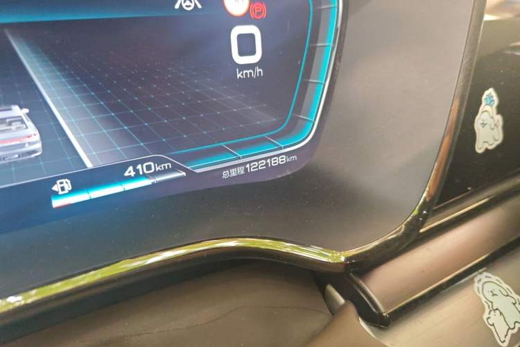 Used BYD Han 2020 DM Four-Wheel Drive Performance Edition Luxury Model Odometer Close Up