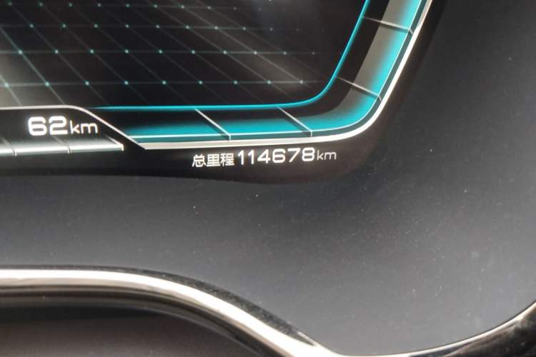 Used BYD Han 2020 DM Four-Wheel Drive Performance Edition Prestige Model Odometer Close Up