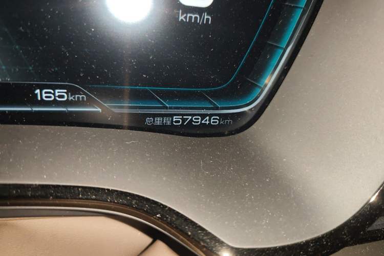 Used BYD Han 2020 DM Four-Wheel Drive Performance Edition Prestige Model Odometer Close Up