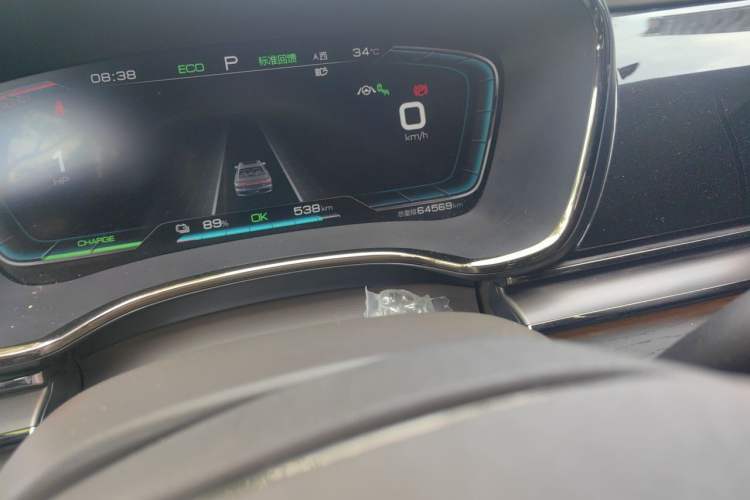 Used BYD Han 2020 EV Long-Range Deluxe Model Odometer Close Up