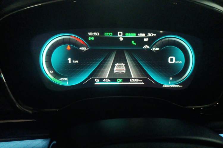 Used BYD Han 2020 EV Four-Wheel Drive High-Performance Flagship Model Odometer Close Up