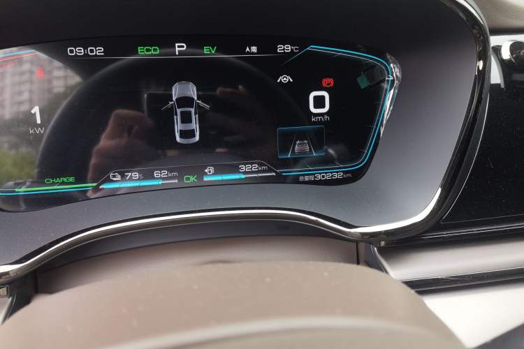 Used BYD Han 2020 DM Four-Wheel Drive Performance Edition Luxury Model Odometer Close Up