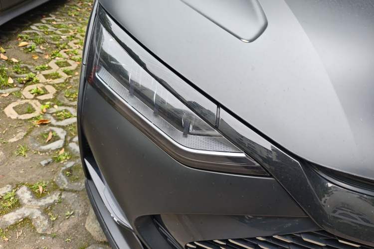 Used BYD Han 2020 DM Four-Wheel Drive Performance Edition Prestige Model Right Front Headlight