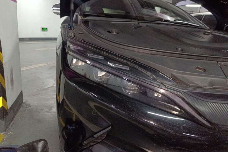 Used BYD Han 2020 EV Long-Range Deluxe Model Right Front Headlight